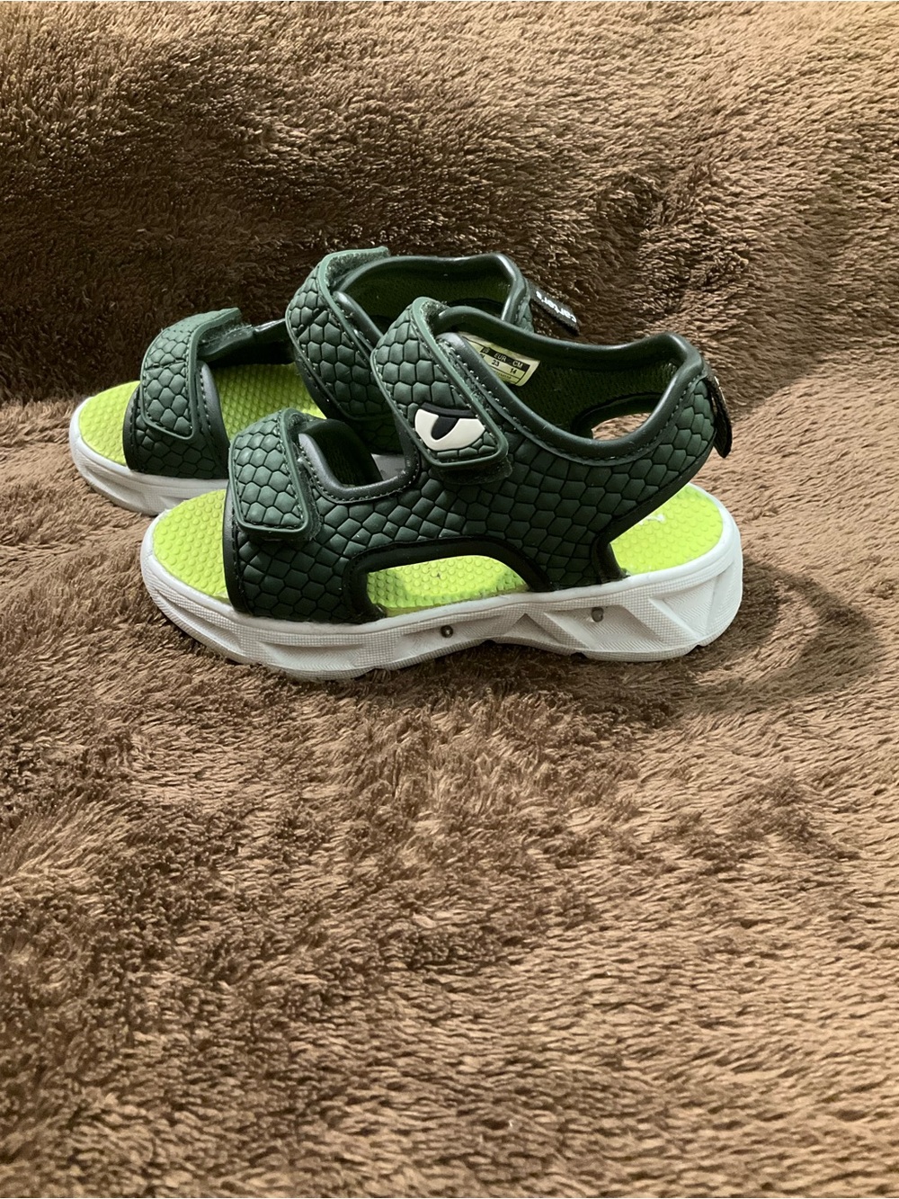 Carter’s Tanis Toddler Light-up Dinosaur Sandals - Picture 4 of 6